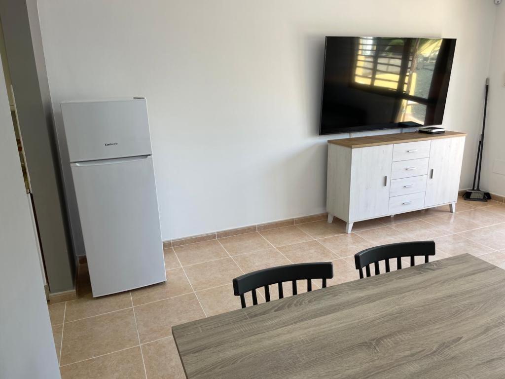 Casa Mari Y Jose Con Grandes Piscinas Y Wifi Gratis Apartment Corralejo Exterior photo