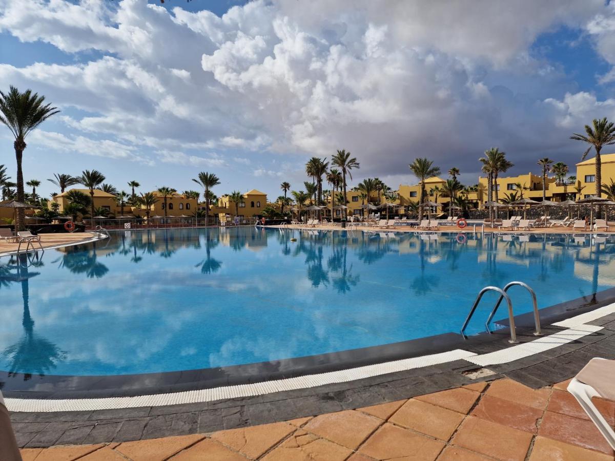 Casa Mari Y Jose Con Grandes Piscinas Y Wifi Gratis Apartment Corralejo Exterior photo