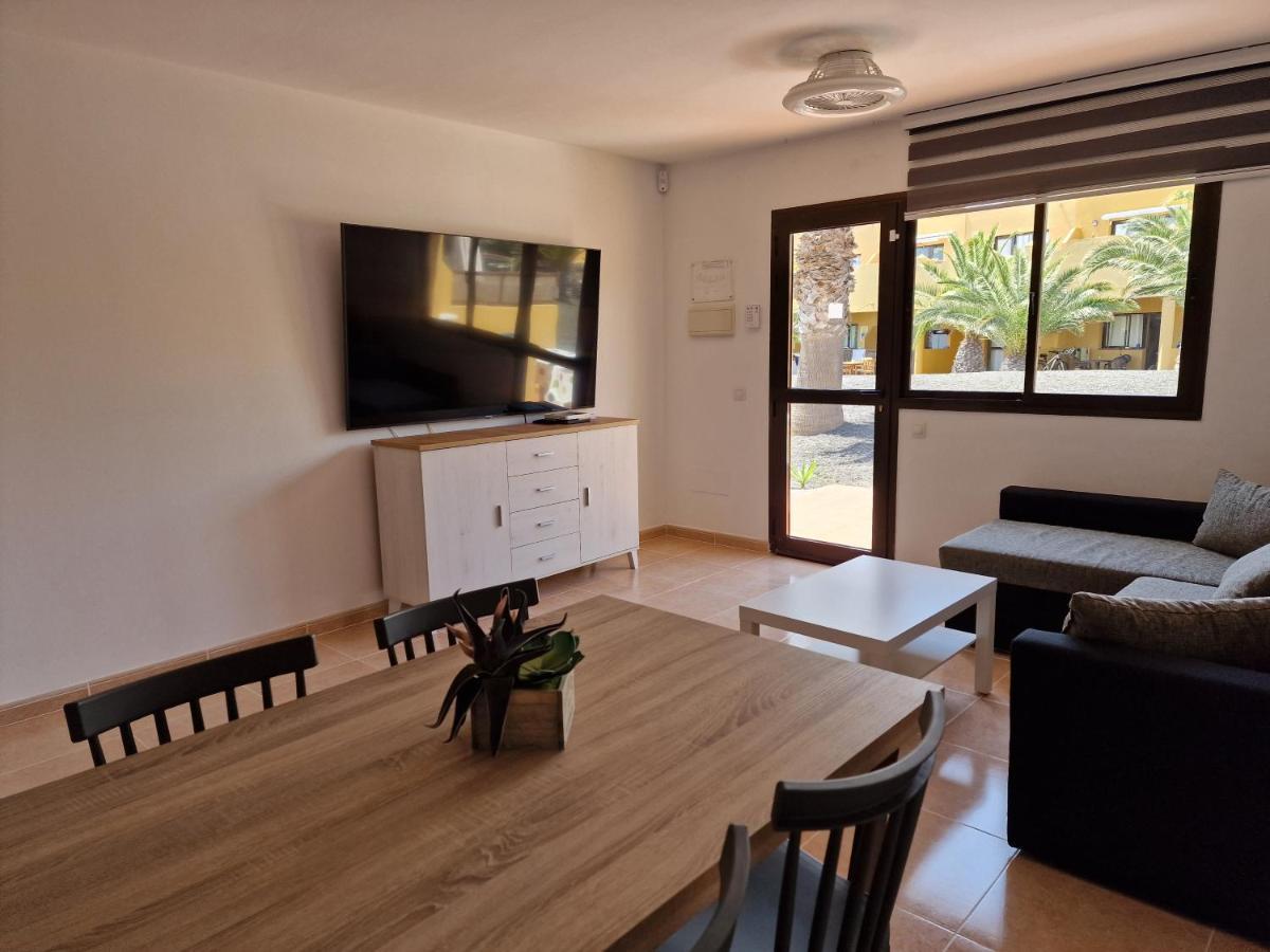 Casa Mari Y Jose Con Grandes Piscinas Y Wifi Gratis Apartment Corralejo Exterior photo